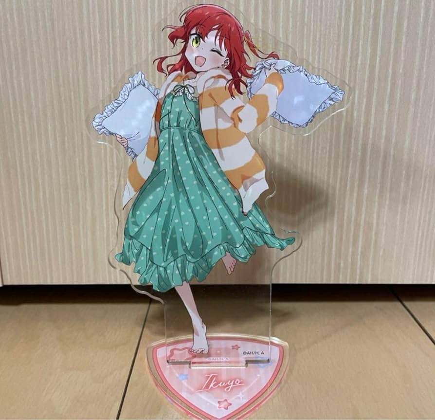 ぼっち・ざ・ろっく！ BIGアクリルスタンド パジャマver. 喜多郁代 Amazon.co.jp: ぼっち ざ ろっく 喜多郁代 パジャマver アクリル